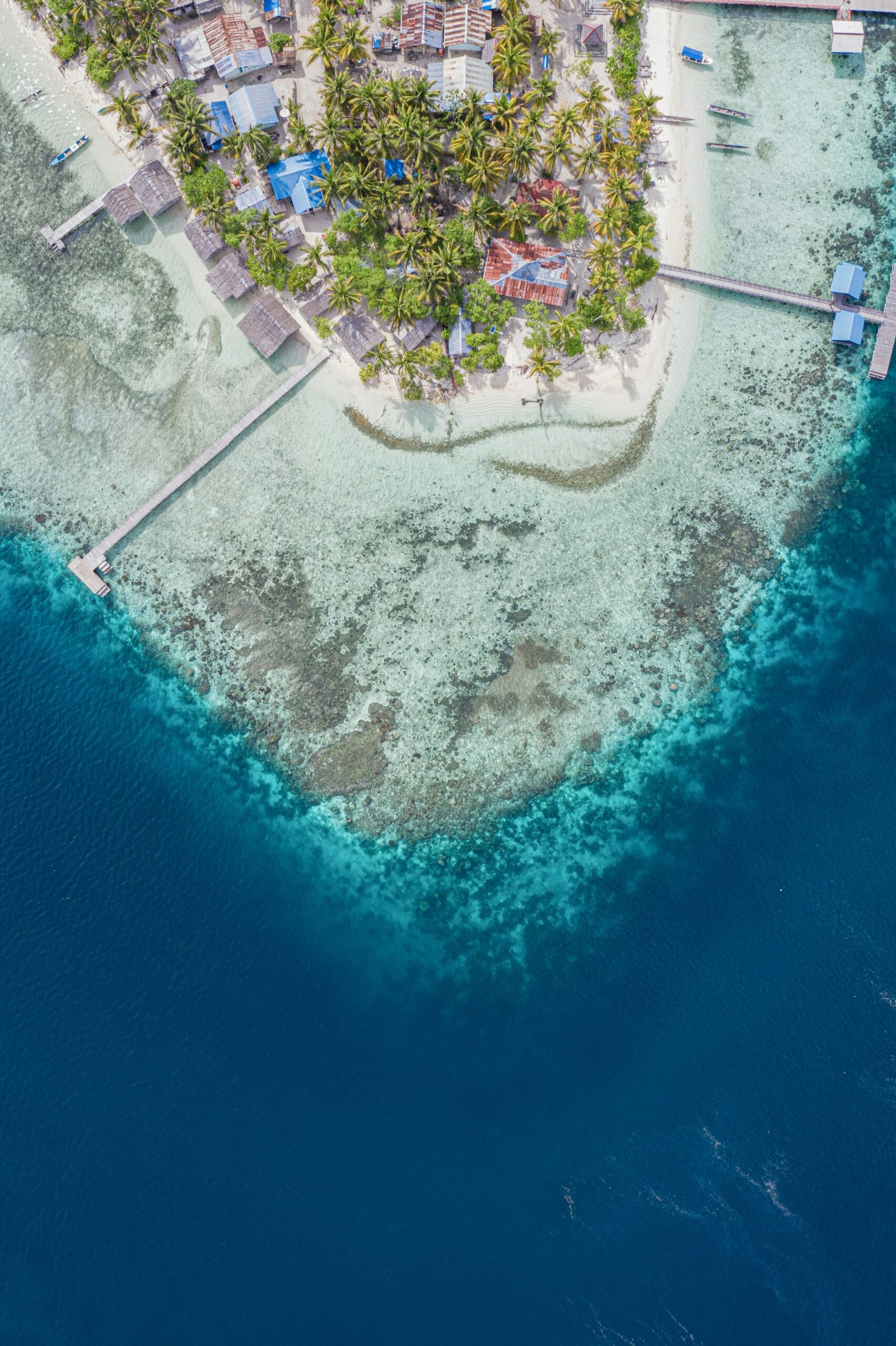 ferhat deniz fors Q0gwr7ONAFY unsplash scaled